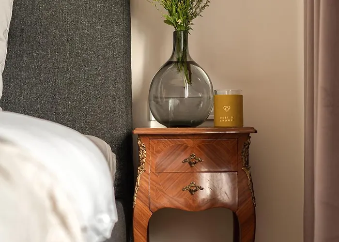 Appartamento Quiet On The Main Square, 2 Bathrooms *